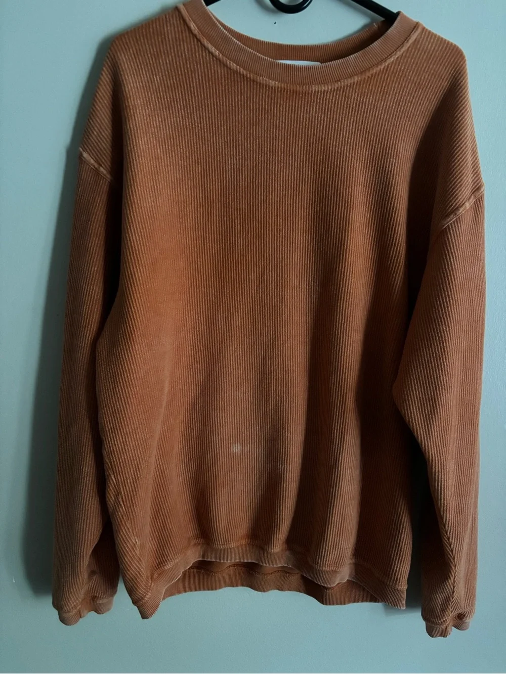 Women’s burnt orange oversized waffle design Crewneck top. Size medium. NWOT